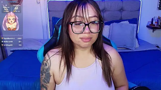 Kata_Bigboobs webcam