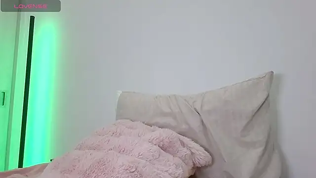 amy_innocent_1 webcam