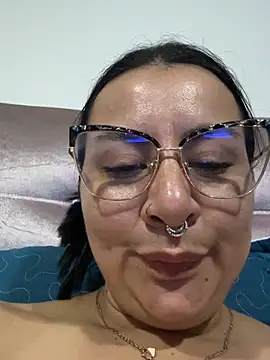 Abril_Luv webcam