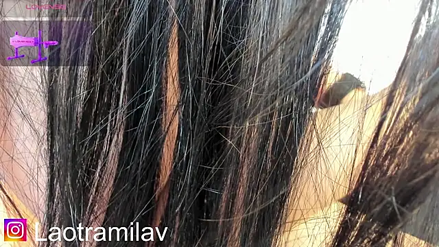 MilaVelour webcam