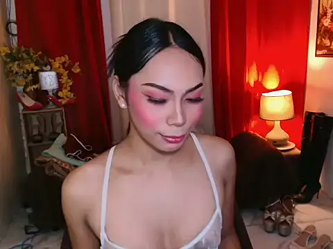 kylieEmparado webcam