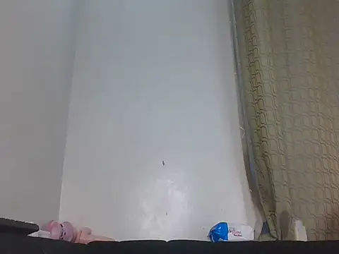 petite_jenn_ webcam
