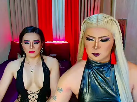 Wildest_Slave_Huntress webcam