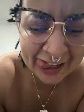 Abril_Luv webcam