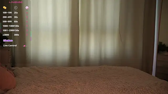 OssieCrews live cam