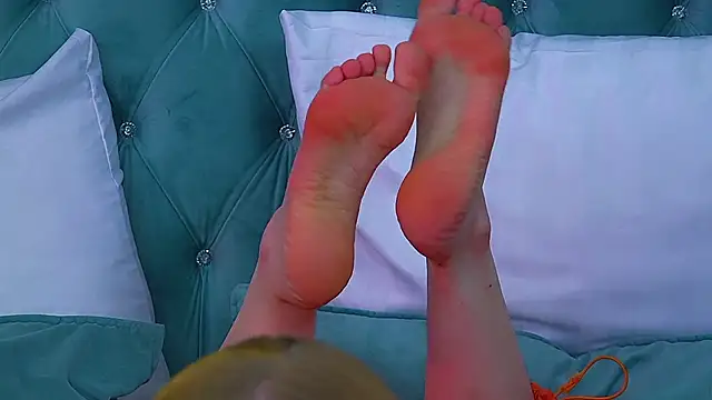 AgataFoxley webcam