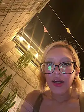 SweetBunnyGF live cam