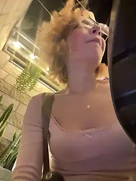 SweetBunnyGF webcam