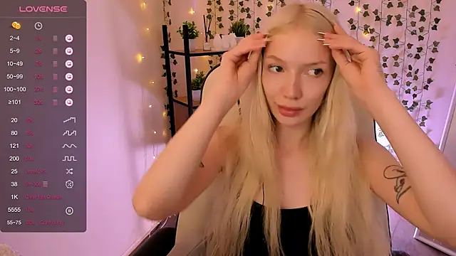 Watch AnyaTaylor_ live on EroticFlix - High definition streams