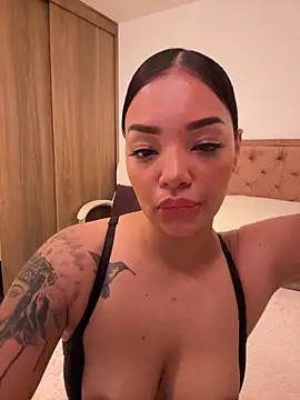 JennLeMoka webcam