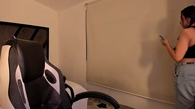 SarahCastro1_ webcam
