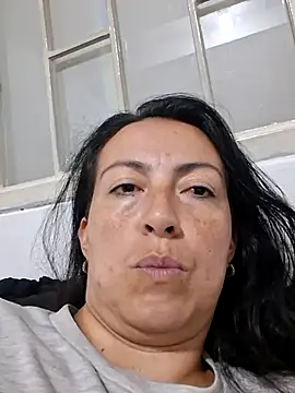 Lauryn_Jones webcam