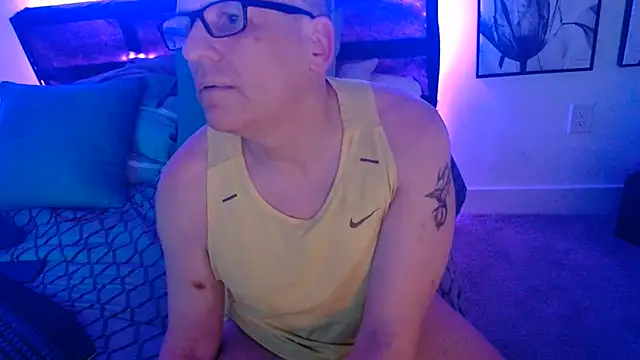 BlameItOnJunior webcam