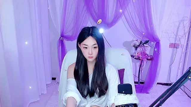 Tili_Lucky webcam