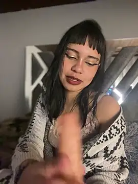 AntonellaCooper_Pink webcam
