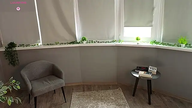 LeliaSavich webcam