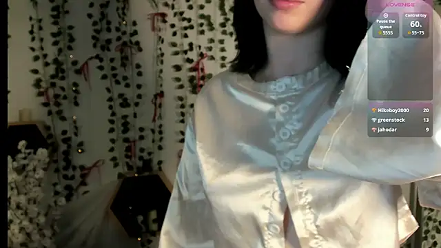 Velvet__Kiss webcam