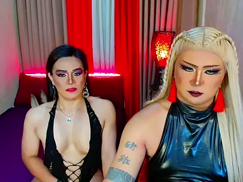 Wildest_Slave_Huntress webcam