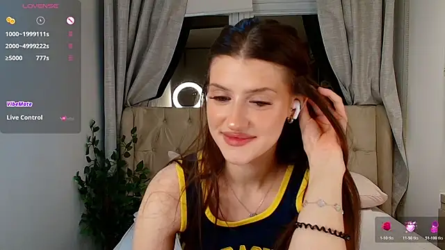Skinny_Alice webcam