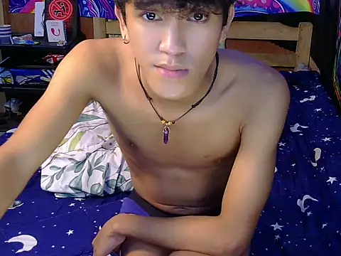 hugekenbigcock webcam
