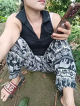 Linda-yiyi webcam