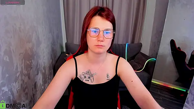 Dary_Brown live cam on StripChat