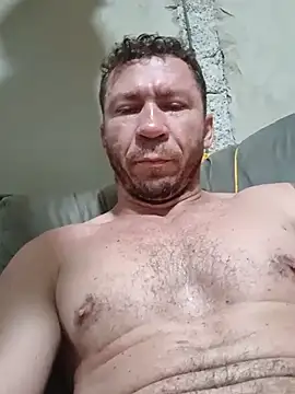 RobertoLuiz84 live cam