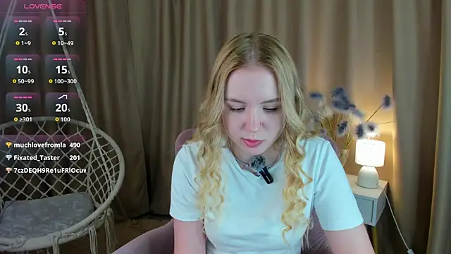 Linda__Bloom live cam