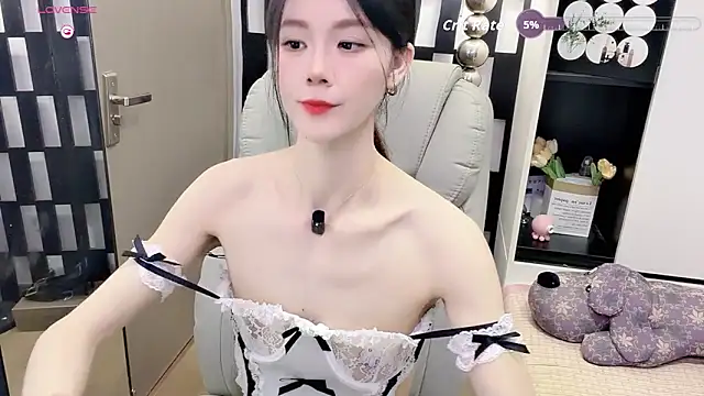 Yueyue-MM live cam