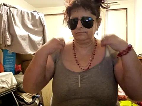 Samantha_Squirt@xh live cam
