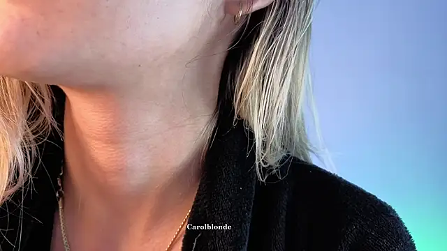 Carolblonde webcam