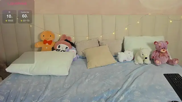 AdeleSilvy webcam
