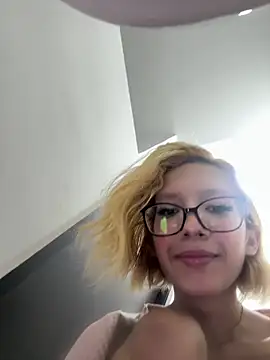 SweetBunnyGF live cam
