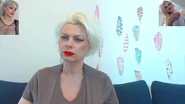 Golden__Girl__WOW__ webcam