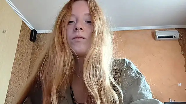 KateVibe_01 live cam on StripChat
