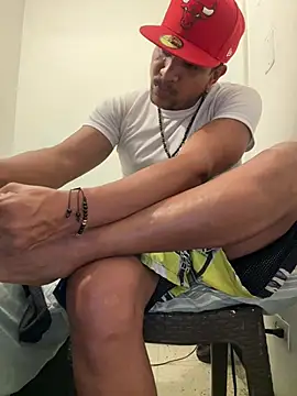 bigdick211292 (M young) - Cum time for me daddy  😈🤤🥛🍆😎🥵🔥