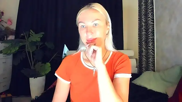 vainenchantress - VainEnchantress's free webcam - UK Sex Cams