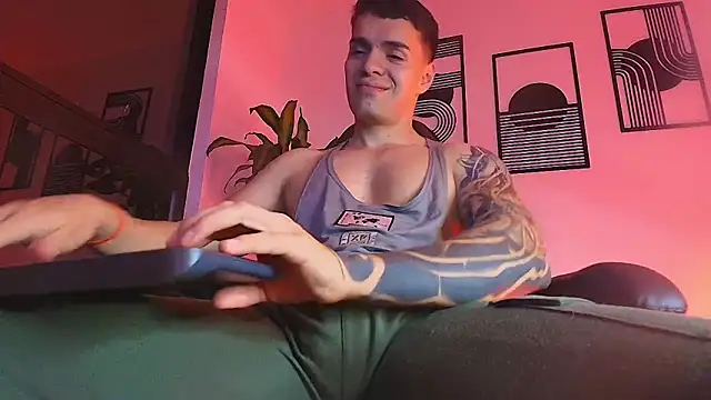 ALPHA_DOMINUS_ webcam