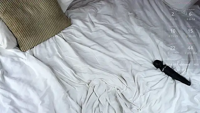 AmparoCilek live cam