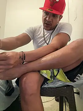 bigdick211292 webcam