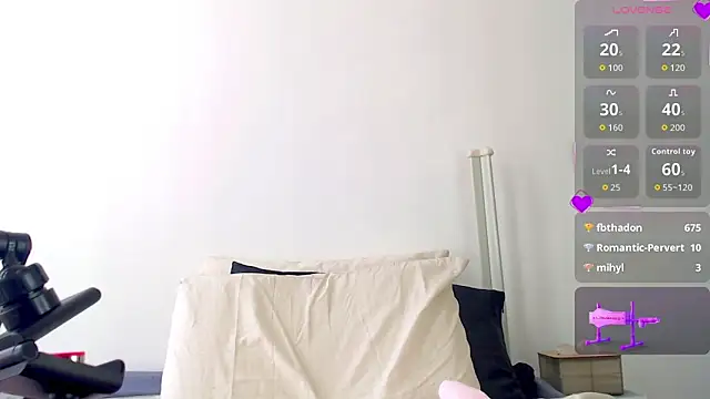 MyAsianWaifu webcam