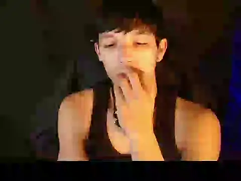 dark_men1 webcam