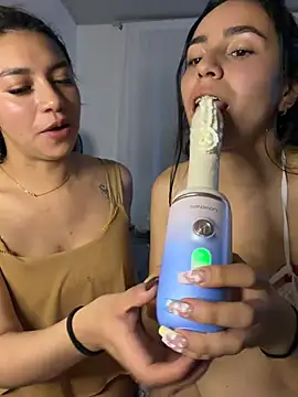 CocoaGigiMuse webcam