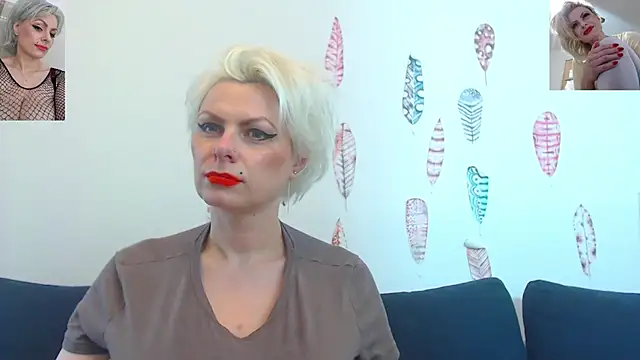 Golden__Girl__WOW__ webcam