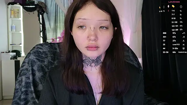 Lein_Bone live cam
