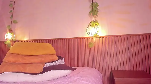 daphne_courtis webcam