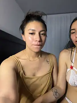 CocoaGigiMuse live cam