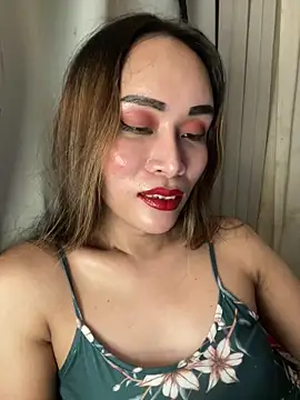 RomanticPearlTS live cam