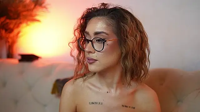 AileenKiss live cam
