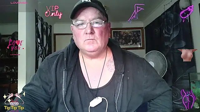 KINKYBLUEYES69 live cam